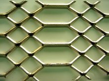 金屬裝飾網(wǎng)與電焊網(wǎng) 特性、應(yīng)用及區(qū)別解析